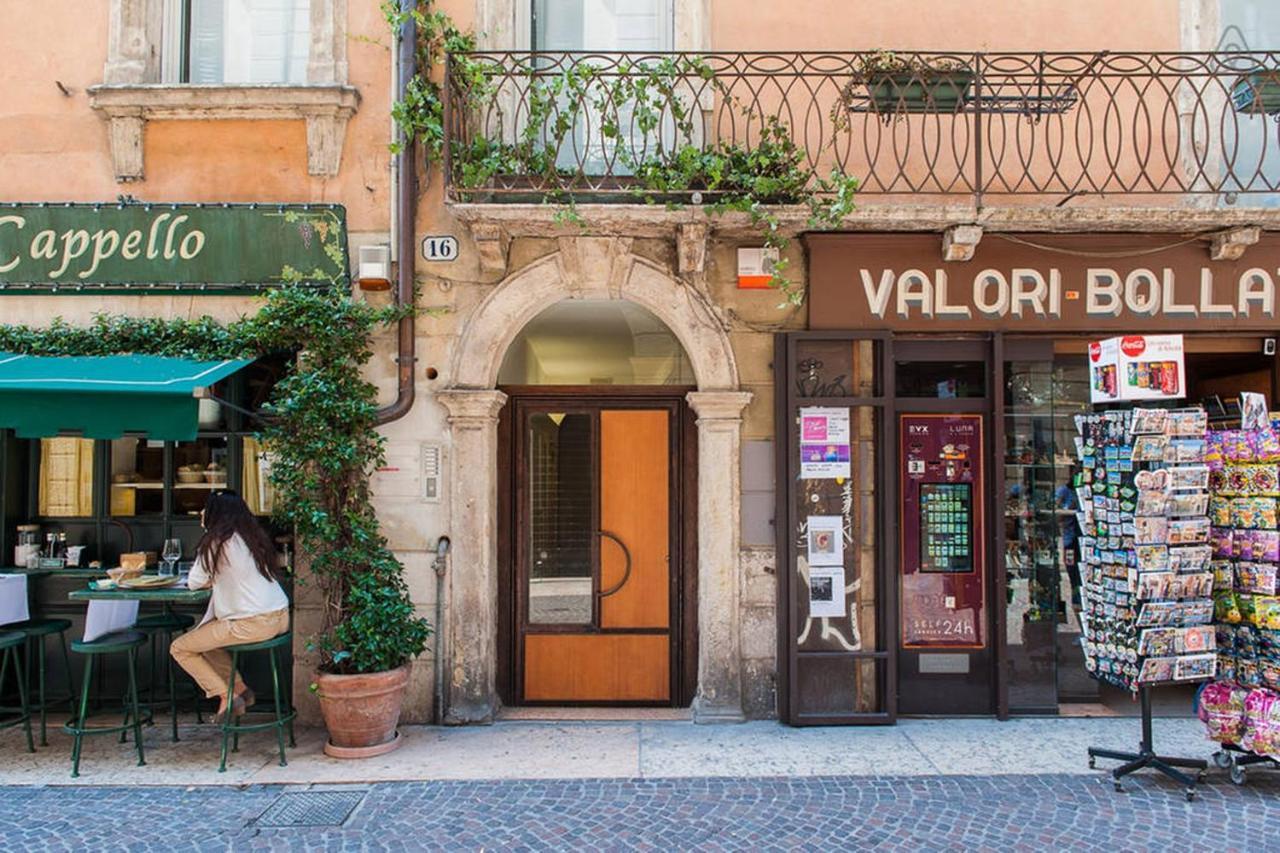 Residenza Cardo Massimo Hotell Verona Exteriör bild